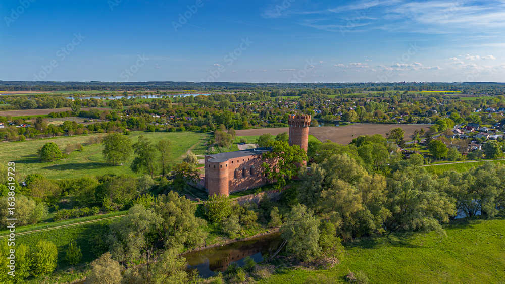 Naklejka premium Teutonic Castle at the Wda river in Swiecie, Poland.