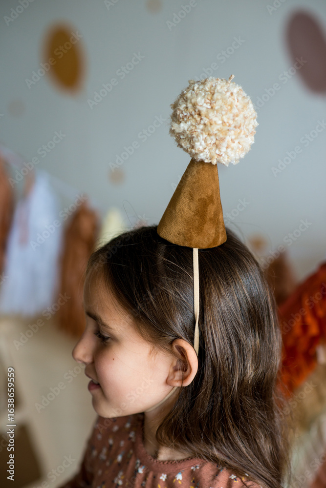 Naklejka premium girl in party hat. boho birthday