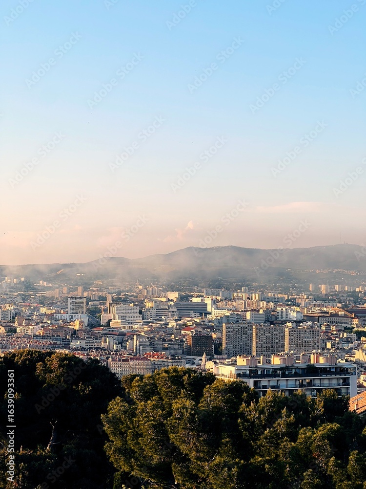 Fototapeta premium Marseille City Views – Urban and Coastal Photography