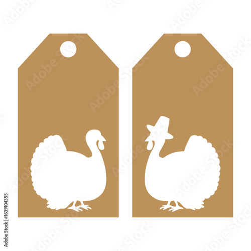 Turkey logo. Set de etiquetas de precio con silueta de pavo y de pavo con sombrero de peregrino en espacio negativo para el Día de Acción de Gracias