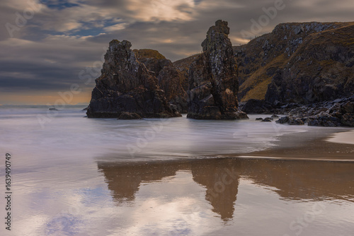 Fotografi Garry Beach sea stacks on the Isle of Lewis in the Outer Hebrides
