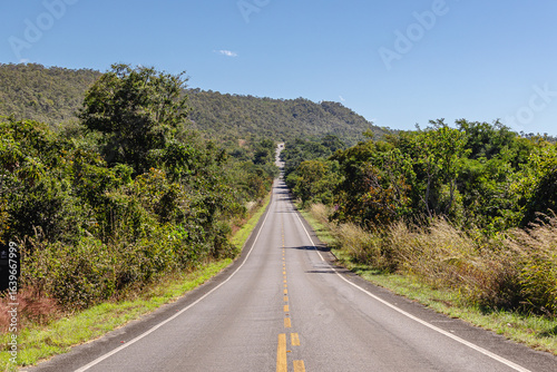 rodovia na cidade Cavalcante, Estado de Goiás, Brasil, região da chapada dos veadeiros