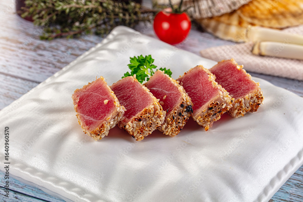 Tuna tataki roasted and raw Tuna tataki roasted and raw