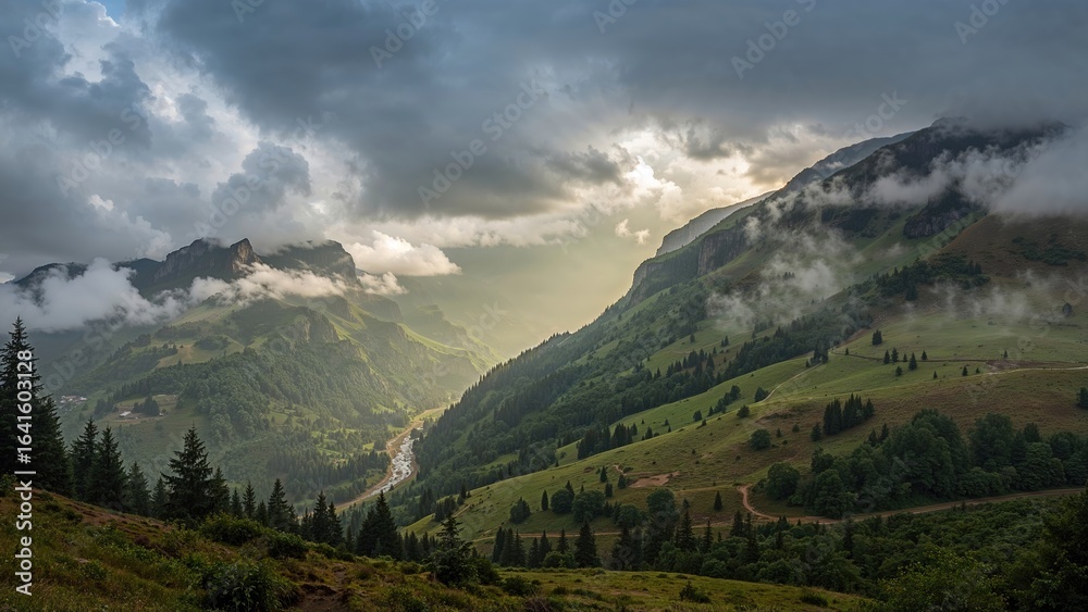 Naklejka premium Overcast Scenic Mountain View