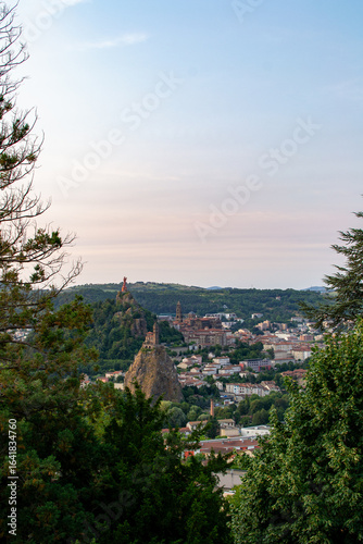 Vue de la ville du Puy-en-Velay en Haute-Loire