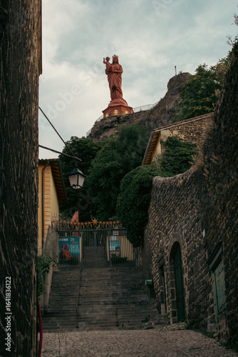 Statue Notre-Dame de France au Puy-en-Velay