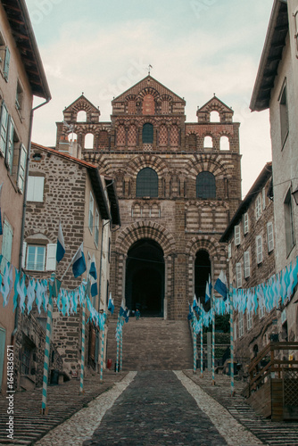 Marches de la cathédrale Notre-Dame du Puy-en-Velay