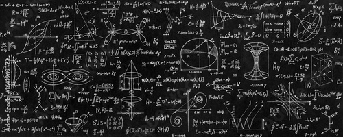 Obraz na plátně Wide black board with scientific formulas and calculations in physics and mathematics