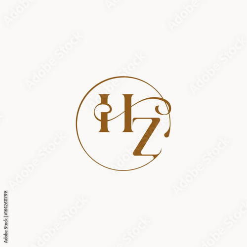 circle fows wedding logo monogram elegant style letter luxurius feeling with flow HZ