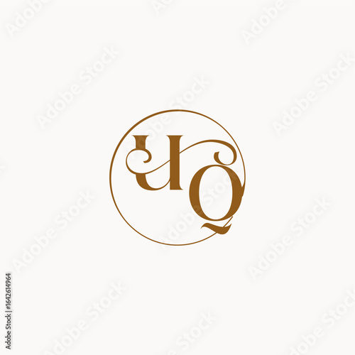 luxurius feeling with flow UQ monogram elegant style letter circle fows wedding logo