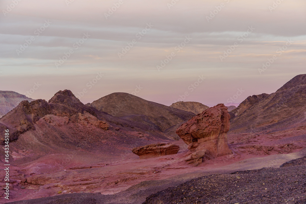 Fototapeta premium Sunset view in Timna desert park