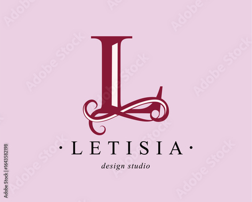 Logo, capital letter L. Monogram of Botanical Minimalistic, Initial. with Organic Plant Elements. Vector design. beauty salon. for tattoo studio