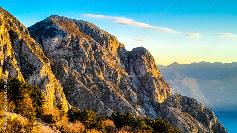 Obraz premium Lovcen mountain peaks on a sunny day.