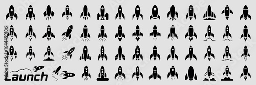 Seamless Rocket Ship Pattern – Hand Drawn Spacecraft Illustration

