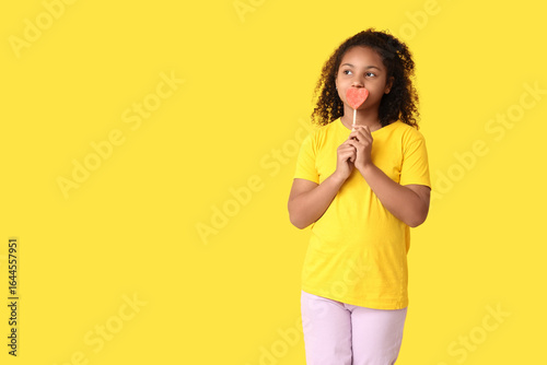 Cute African-American girl ...