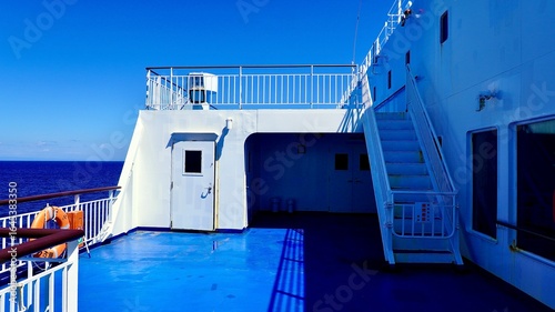 昼間の太平洋フェリーきその甲板