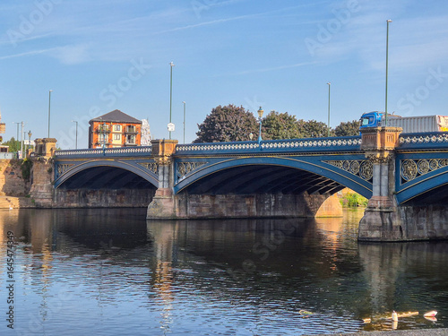 Photos A morning walk along the river Trent in Nottingham, UK with Trent Bridge
