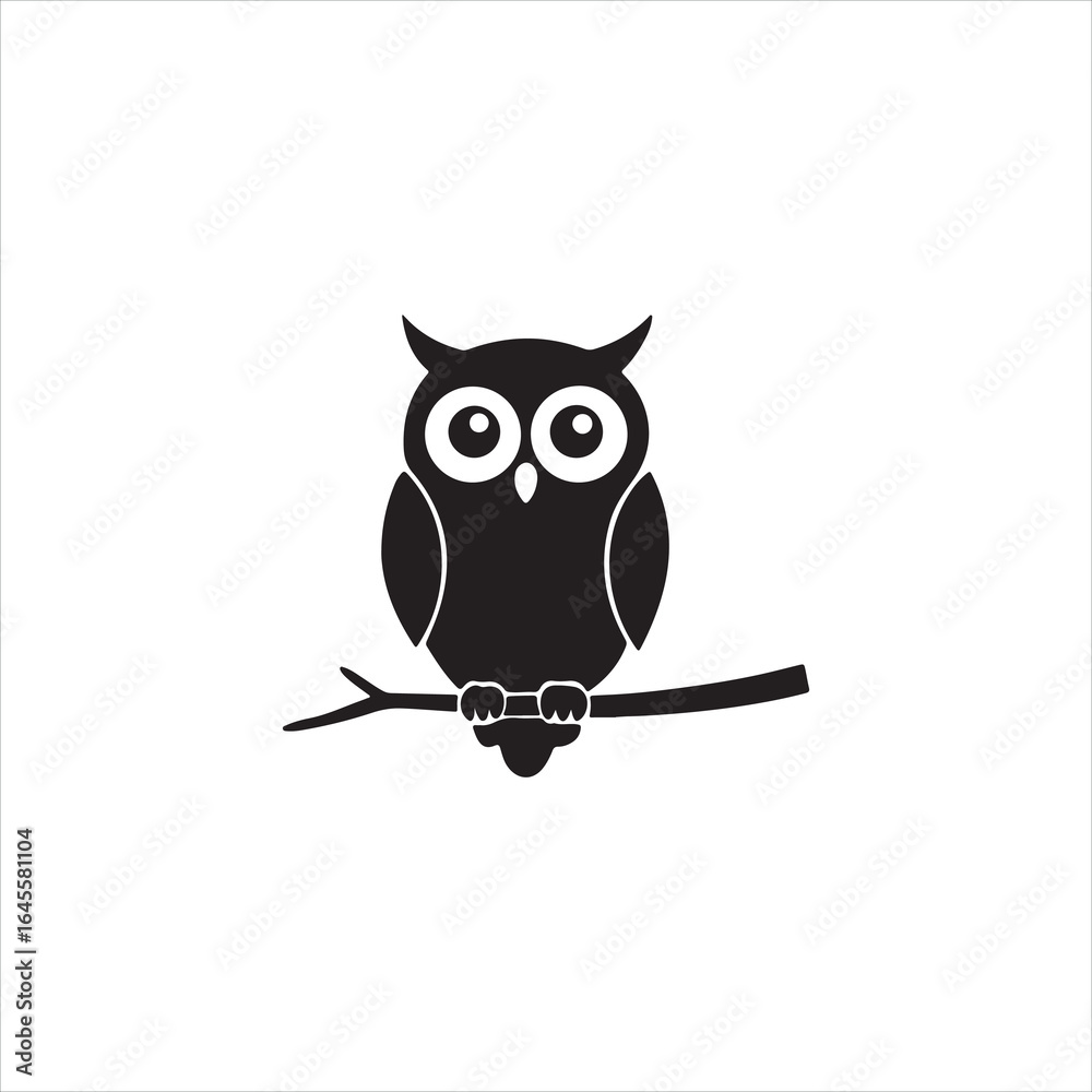 Obraz premium Owl Silhouette on Branch