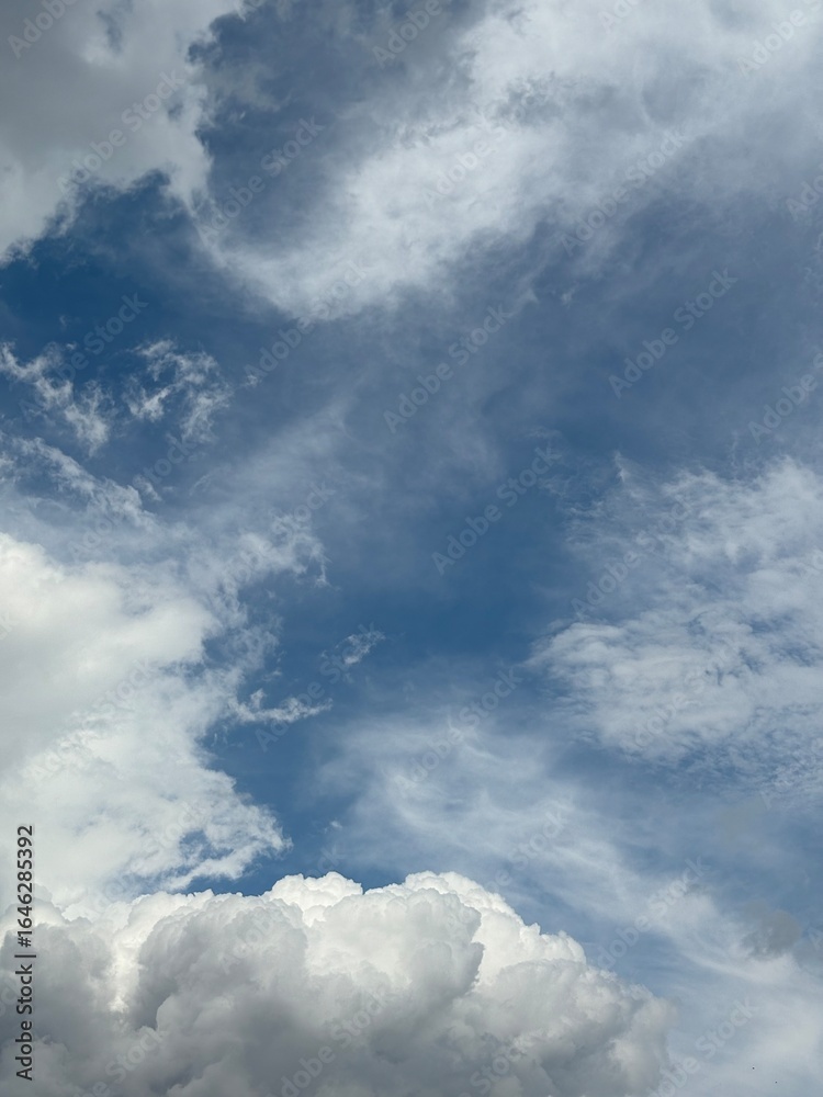 Obraz premium blue sky with clouds