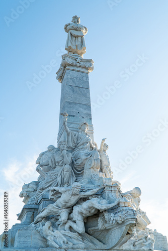 Escultura de Cristóbal Colón