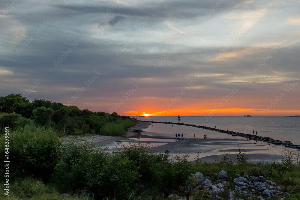 Fototapeta premium Sunset in Galveston, Texas