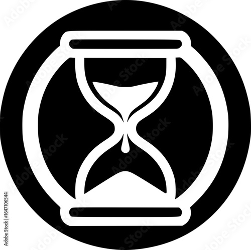 Minimalist black and white vector icon of an hourglass, clean lines, isolated on white, ideal for stickers, logos, scalable and clear at small sizes.