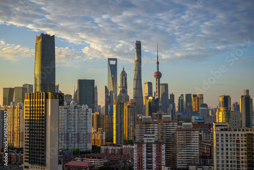 Photography Shanghai Oriental Pearl TV Tower and Lujiazui Three-Piece Set at sunrise