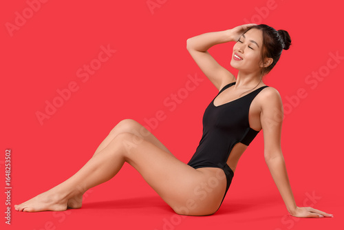 Beautiful young Asian woman...
