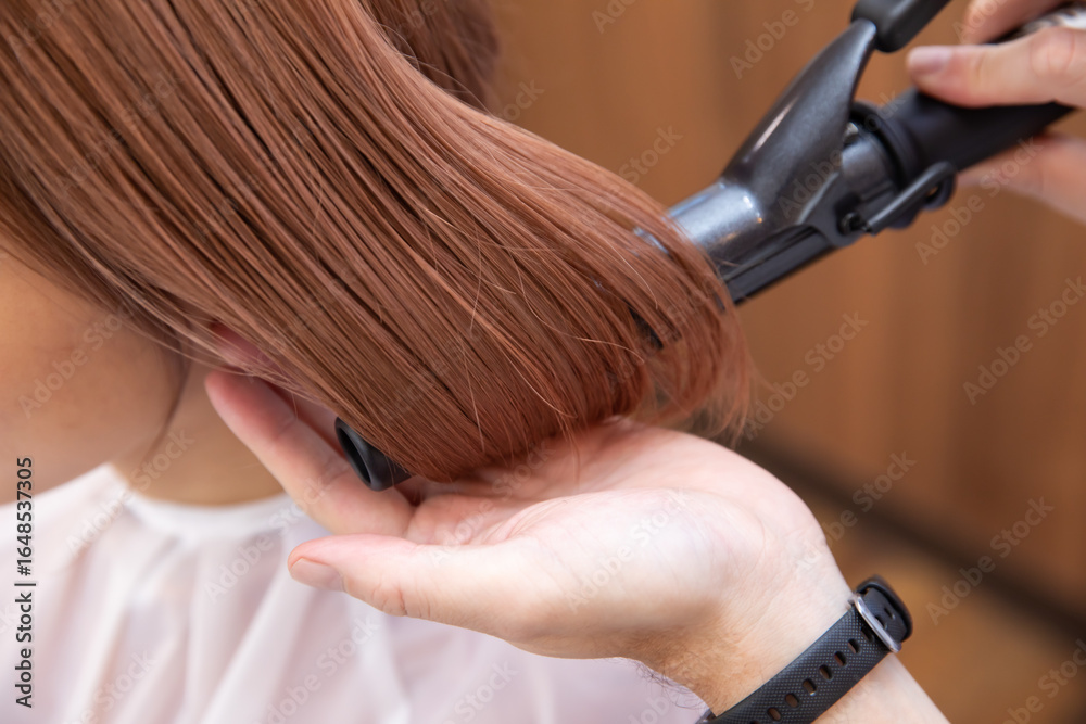 Fototapeta premium ヘアーセット・美容室・巻き髪