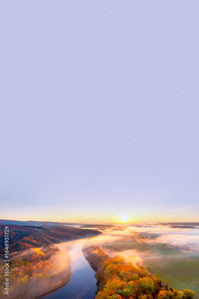 Fototapeta premium Flusslandschaft im Herbst 
