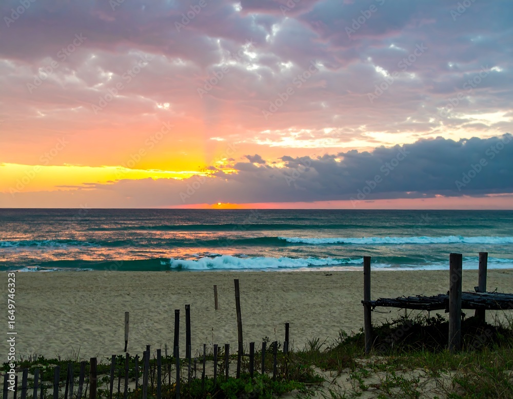 Obraz premium Peaceful beach sunset