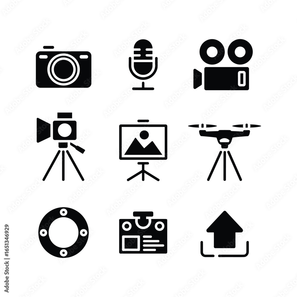 Obraz premium Collection of digital media and recording equipment icons