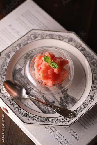 ひんやり冷たいすいかのグラニテ