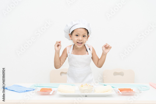 Girls are studying cooking on white backgrounds.