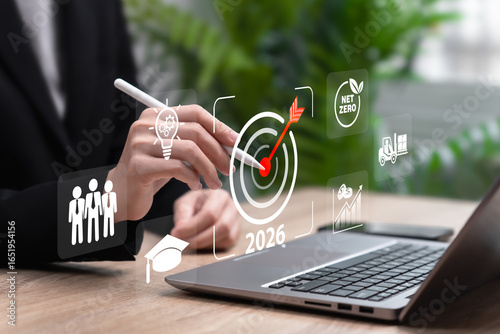 Foto Business 2026 Development with AI Integration concept, Businesswomen Analyzing,