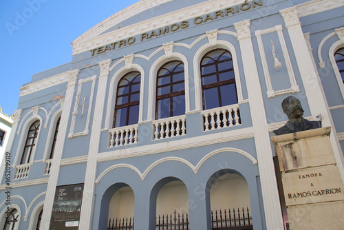 Canvas Print facade of an old hall (ramos carrion theater) in zamora in spain