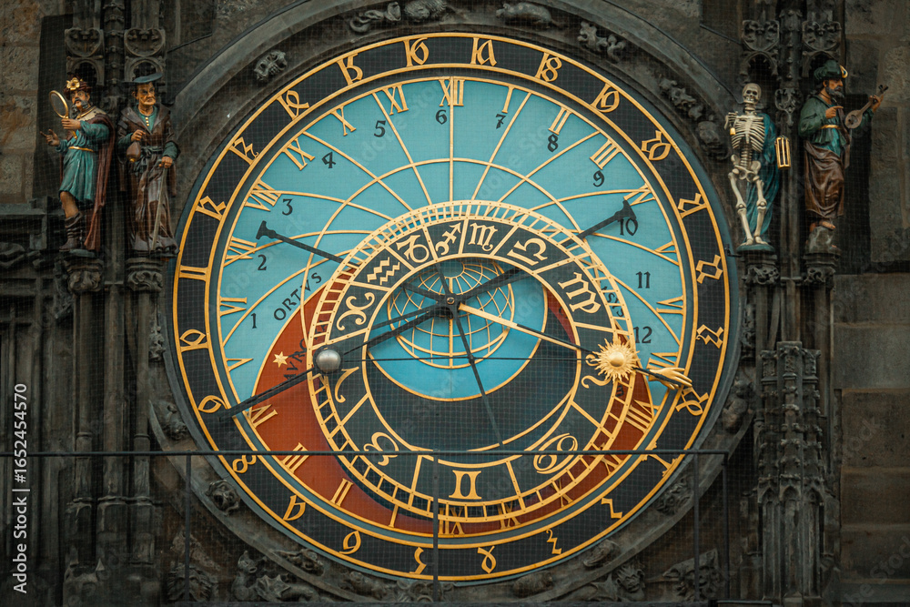 Fotografia architektury - Prasky Orloj - zegar astronomiczny, Praga Stare Miasto, Czechy Fotografia architektury - Prasky Orloj - zegar astronomiczny, Praga Stare Miasto, Czechy