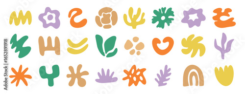 abstract organic shapes kit set, irregular hand drawn doodle organic shapes and liquid form. Plant nature liquid random boho set