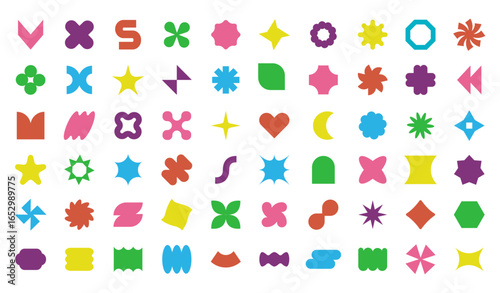 Sticker shapes. Abstract organic label, retro bubble frame elements or logo, banner form design. Groovy icon silhouettes, y2k tags. Contemporary creative abstraction. Vector graphics elements