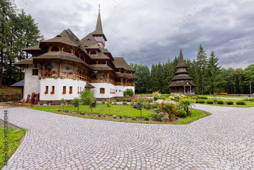 Peri-Săpânţa Monastery – Tall Wooden Church in Maramureș, Romania