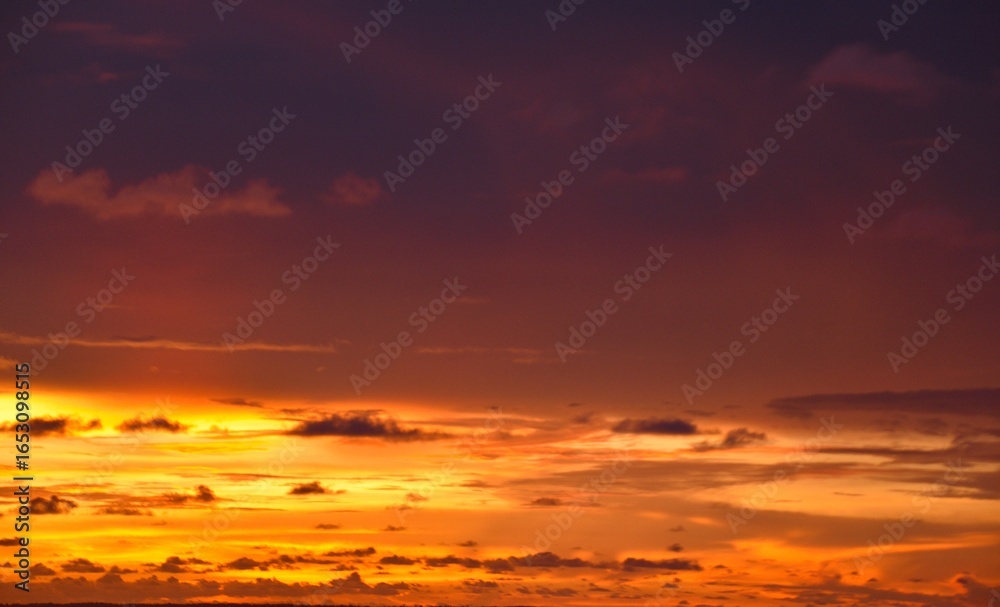 Fototapeta premium The red sky in the evening after sunset