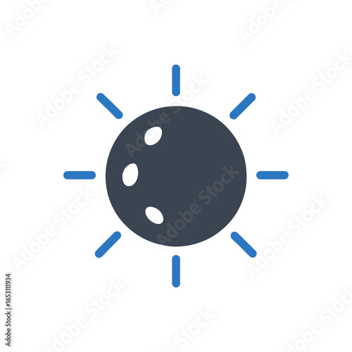 Moon with rays icon