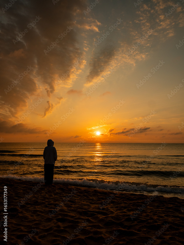 Fototapeta premium Golden sunrise on the seaside in Bulgaria