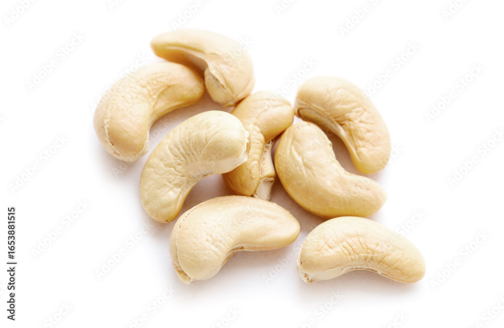 Fototapeta premium cashew nut isolated on white