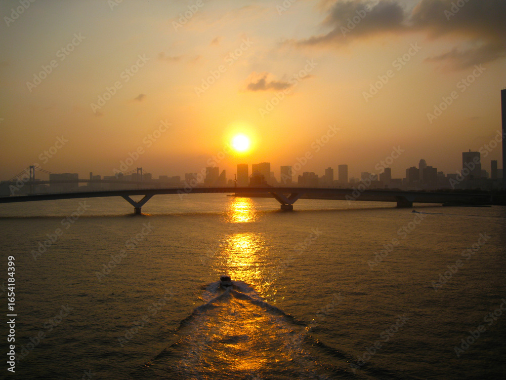 Fototapeta premium 東京都 晴海運河の風景(豊洲)