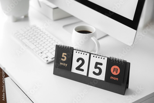 Calendar with date 25 May, ...
