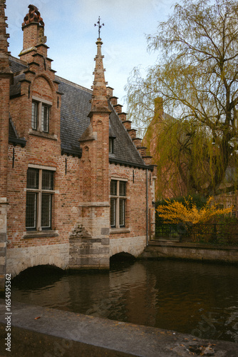 Arquitetura antiga de Bruges 