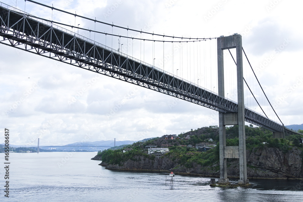 Fototapeta premium Hängebrücke Askøy-Brücke in Norwegen