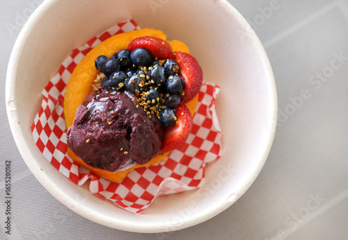 acai bowl with fruit