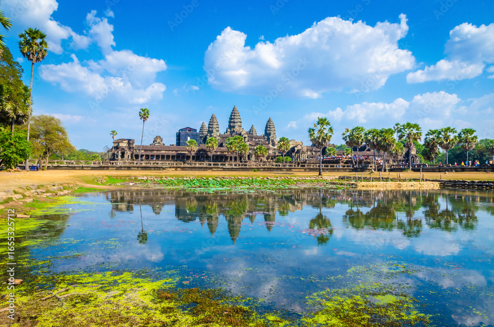 Fototapeta premium Ancient temple complex Angkor Wat, Siem Reap, Cambodia.